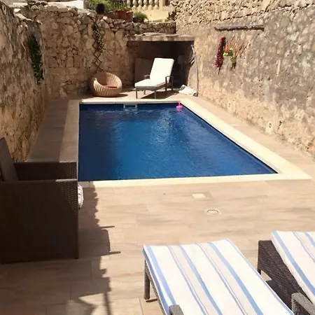 Nadia's Luxurious House In The Coastal Town Of